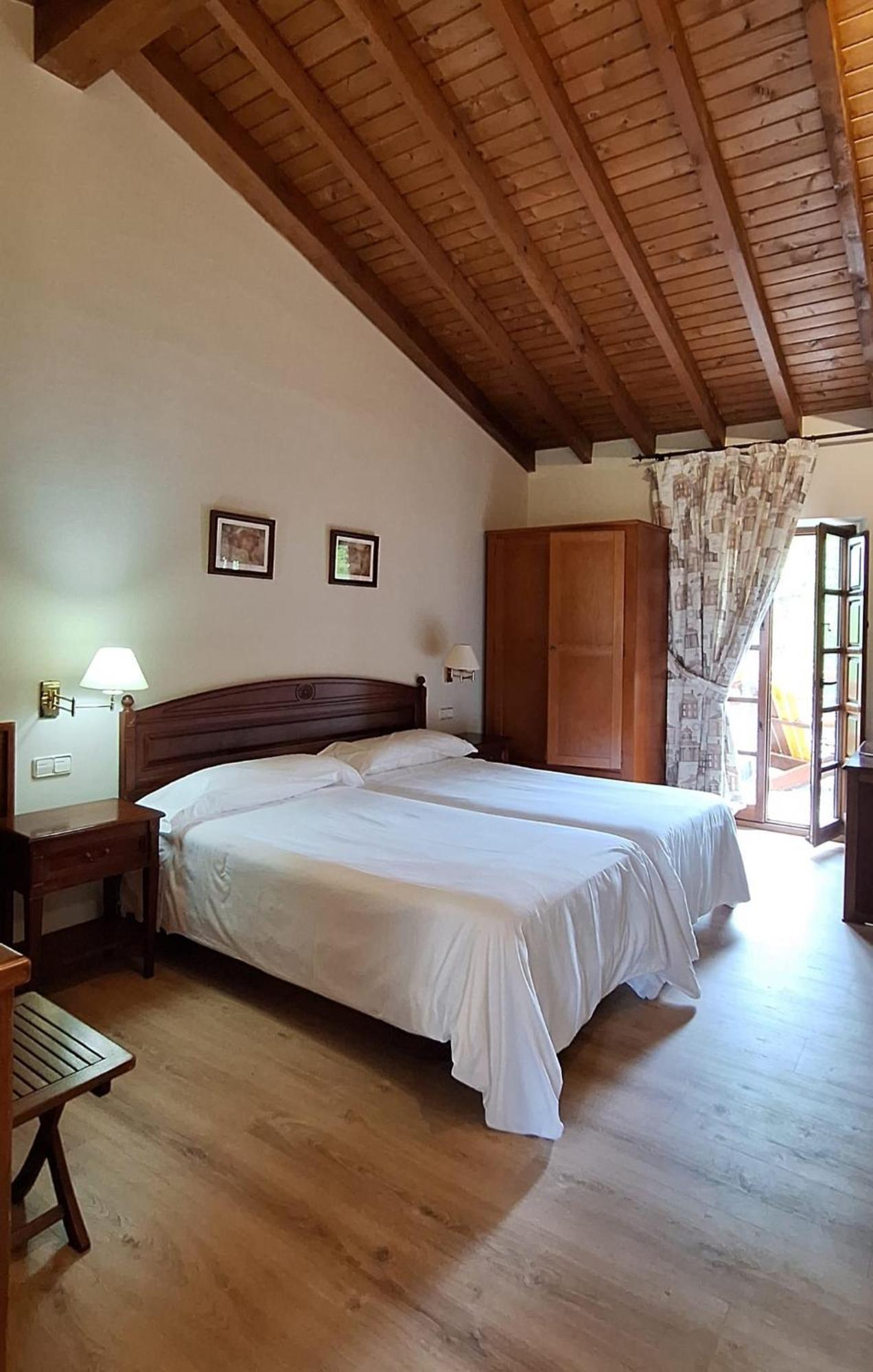 Palacion De Hotel Toñanes